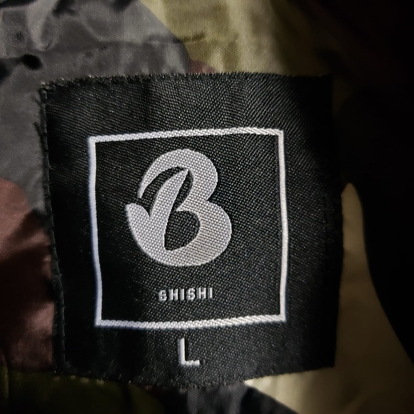 Down Jacket - Picture 5 of 6